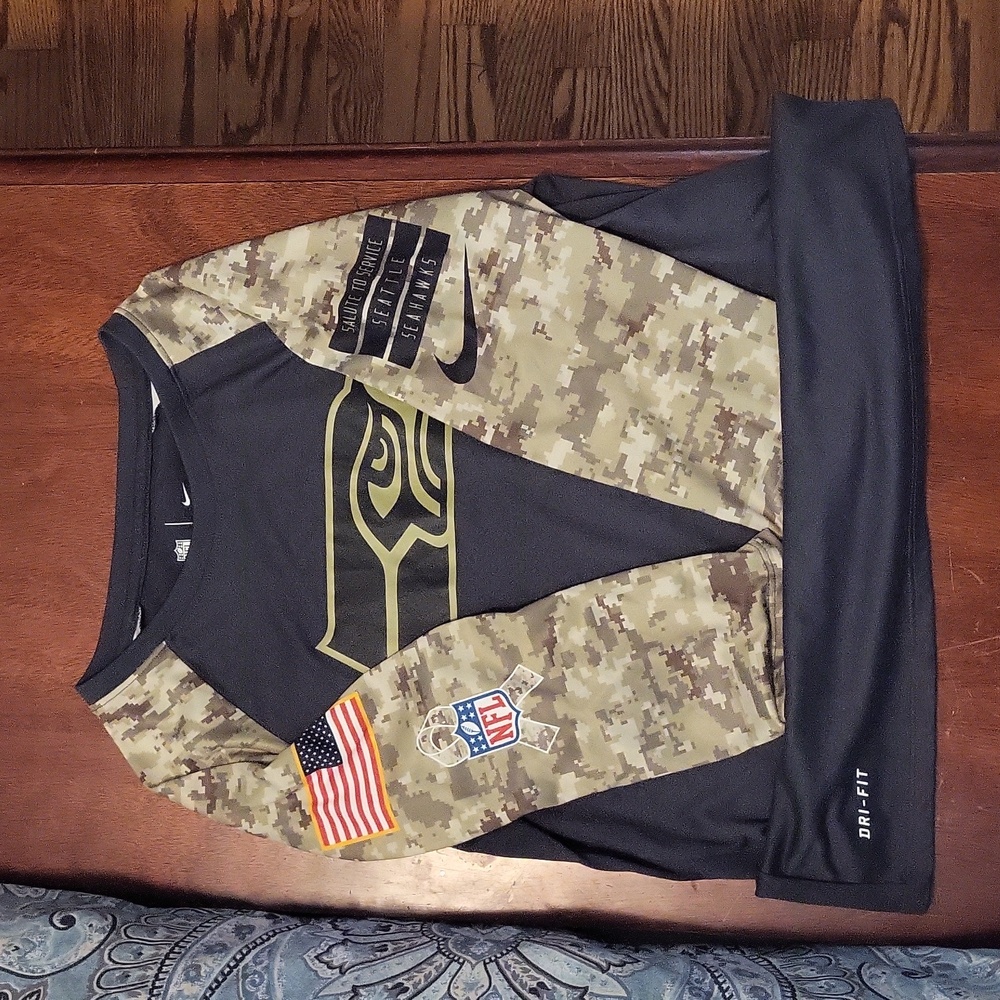 NFL 3/4 Sleeve, salute to service, seahawks, women's M - Picture 3 of 4